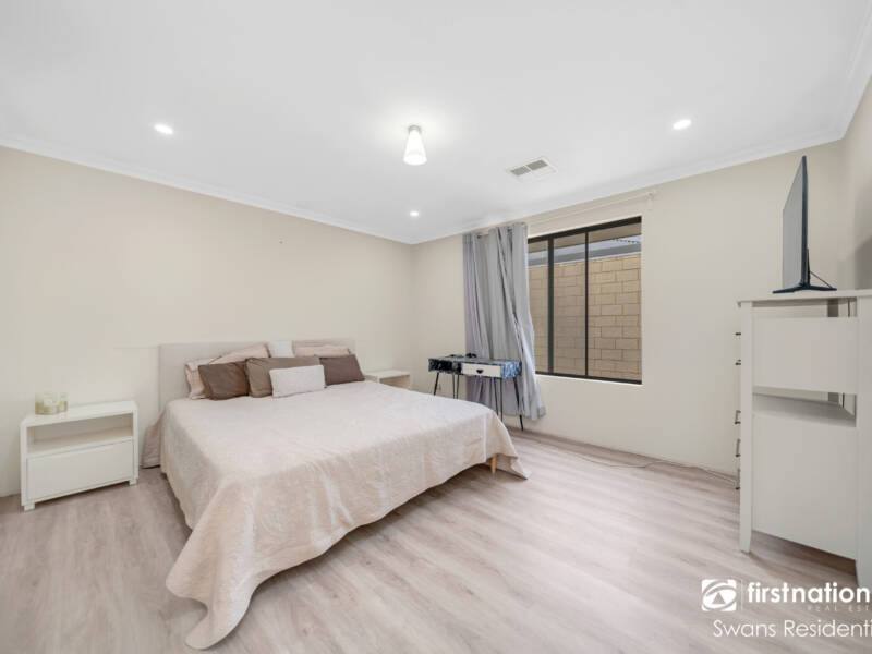 35 Aquinnah Way, WELLARD, WA 6170 AUS