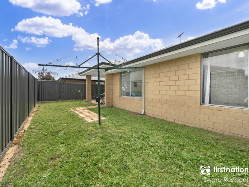 35 Aquinnah Way, WELLARD, WA 6170 AUS