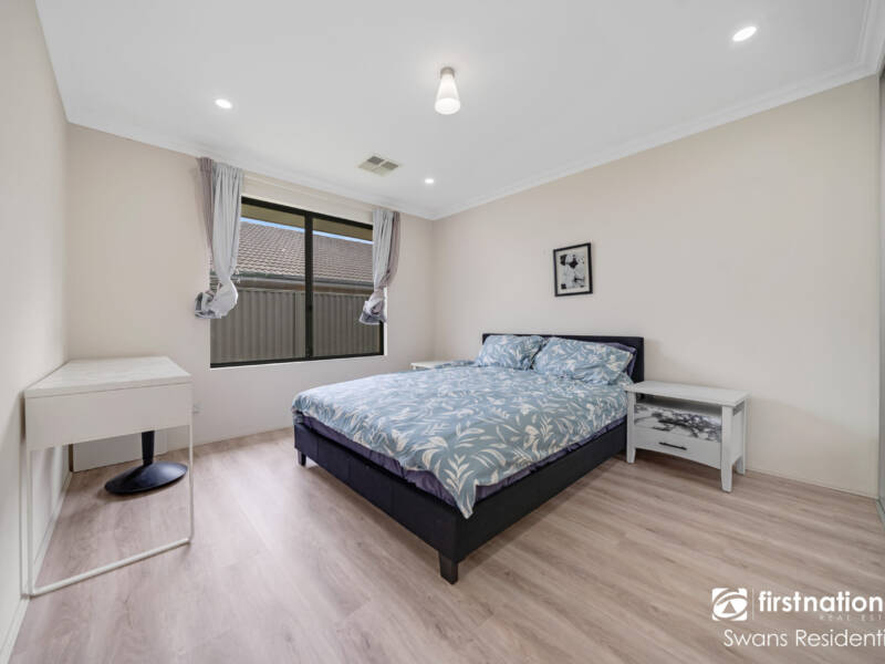 35 Aquinnah Way, WELLARD, WA 6170 AUS