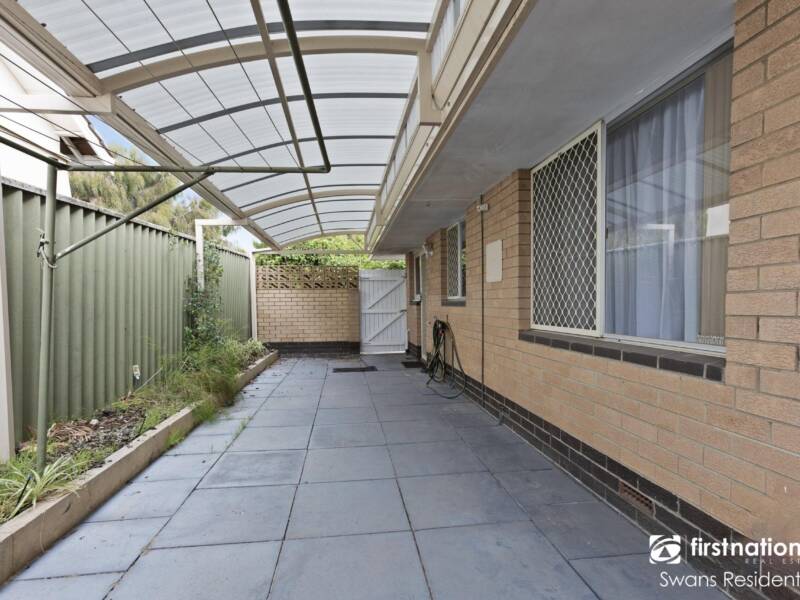 1/34 Eric Street, COMO, WA 6152 AUS