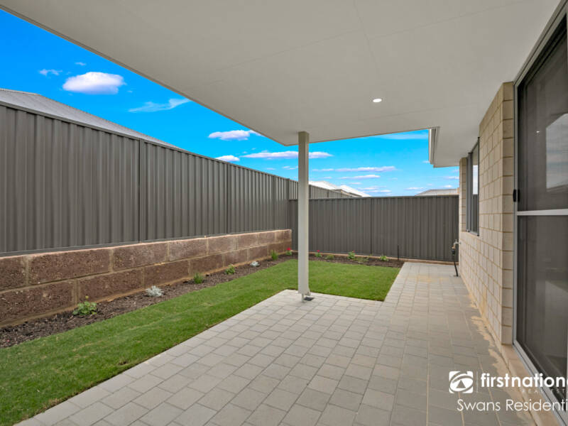 32 Karreen Way, SOUTH GUILDFORD, WA 6055 AUS