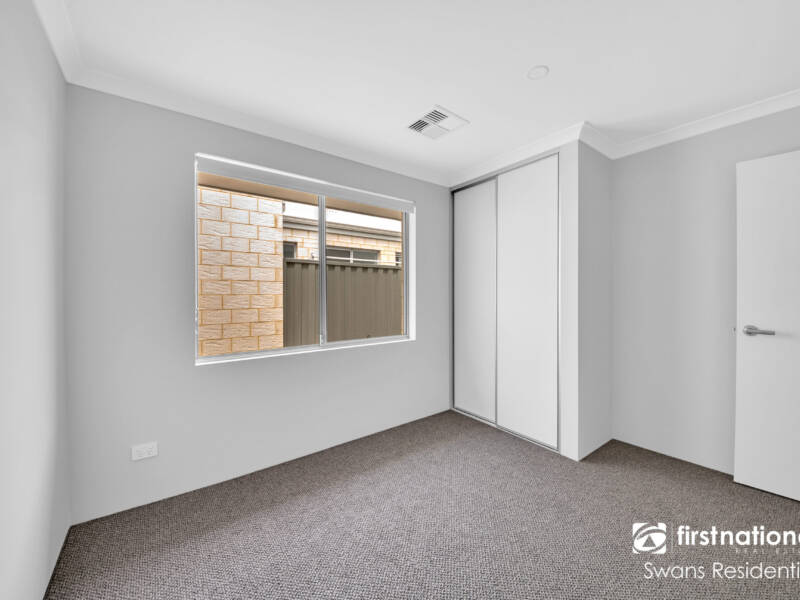 32 Karreen Way, SOUTH GUILDFORD, WA 6055 AUS
