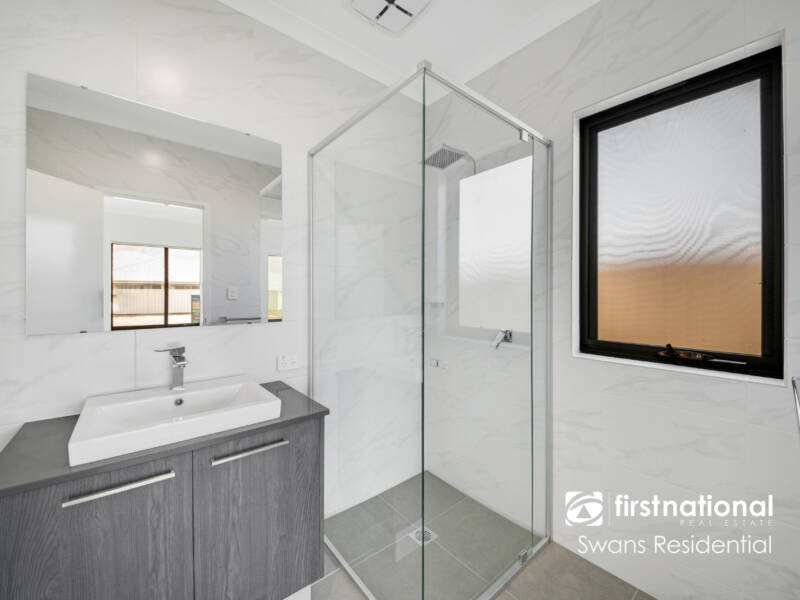 228 Foreshore Drive, SINGLETON, WA 6175 AUS