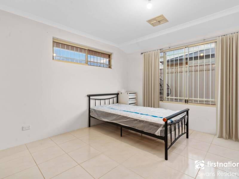 23 Hoop Place, CANNING VALE, WA 6155 AUS