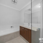 8 Discovery Vista, THE VINES, WA 6069 AUS