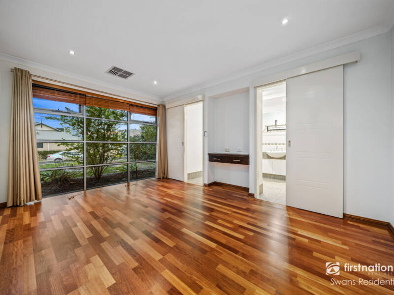25 Kyneton Parkway, AVELEY, WA 6069 AUS