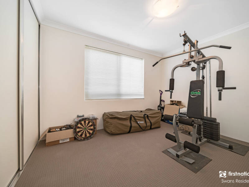 25 Bushside Drive, AVELEY, WA 6069 AUS