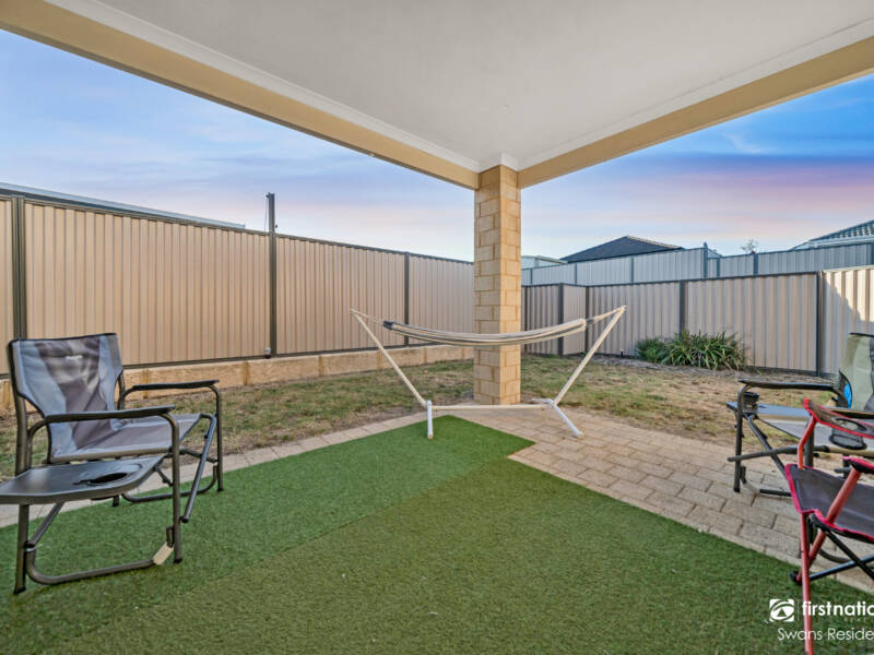 25 Bushside Drive, AVELEY, WA 6069 AUS