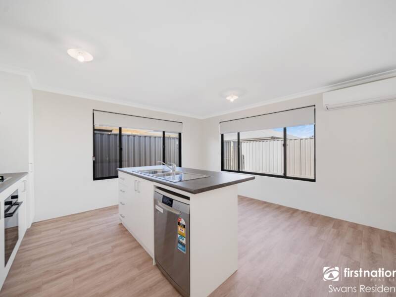 11 Capricorn Crescent, BENNETT SPRINGS, WA 6063 AUS