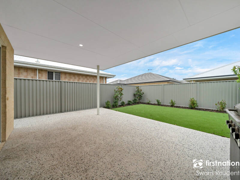 6 Belgrove Way, CAVERSHAM, WA 6055 AUS