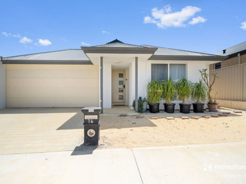 16 Venetian Road, EGLINTON, WA 6034 AUS