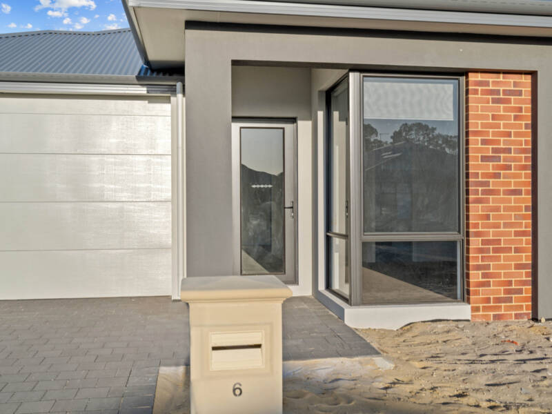 6 Lilylock Crescent, HENLEY BROOK, WA 6055 AUS