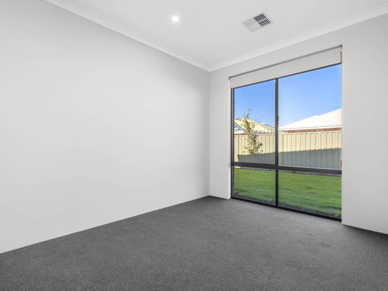 6 Lilylock Crescent, HENLEY BROOK, WA 6055 AUS