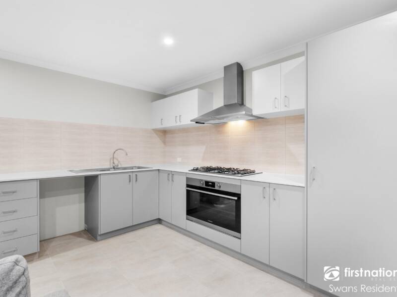 20 Salhouse Road, AVELEY, WA 6069 AUS