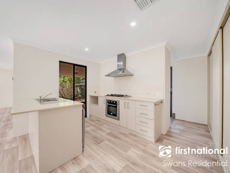 16 Coorong Street, YANCHEP, WA 6035 AUS