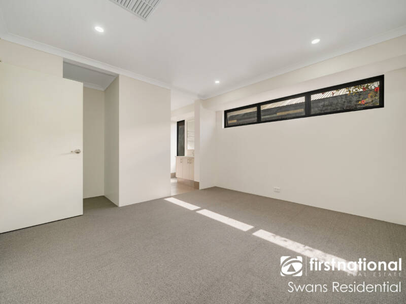 16 Coorong Street, YANCHEP, WA 6035 AUS
