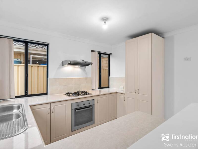 2 Bennett Brook Circle, GREENFIELDS, WA 6210 AUS
