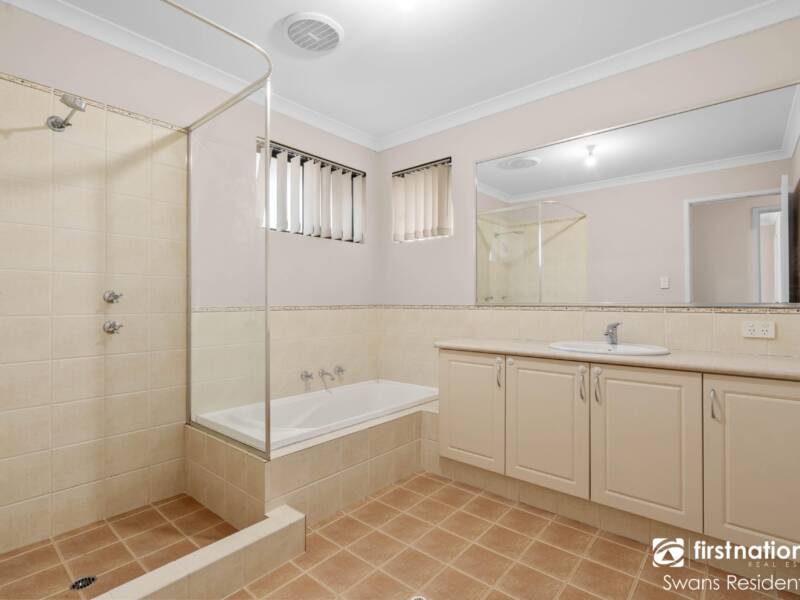 2 Bennett Brook Circle, GREENFIELDS, WA 6210 AUS