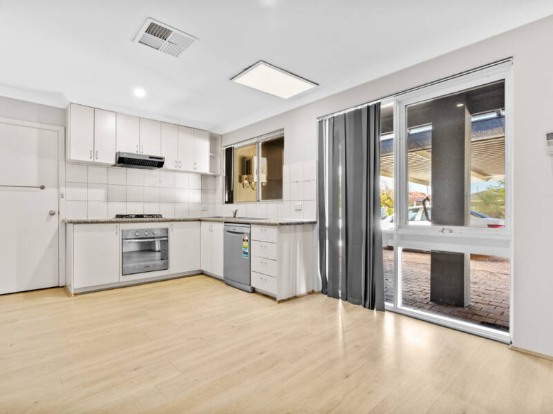 59 Robinson Road, MORLEY, WA 6062 AUS