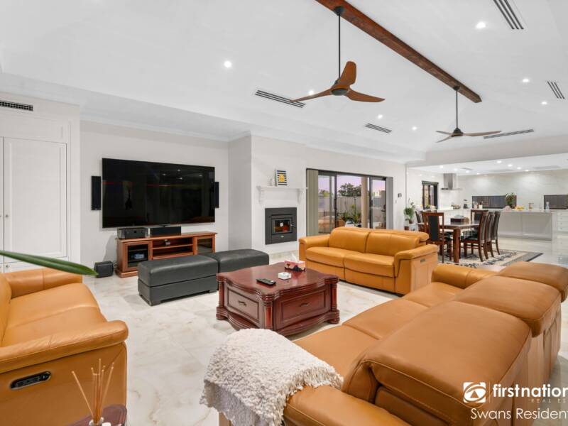 CAVERSHAM, WA 6055 AUS