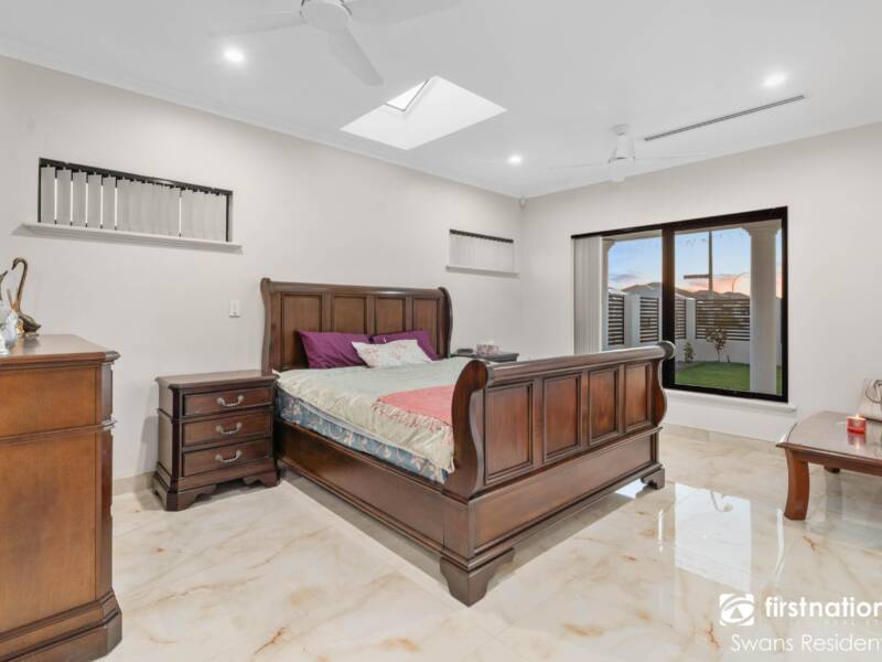 CAVERSHAM, WA 6055 AUS