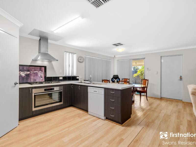 8 Integra Street, AVELEY, WA 6069 AUS