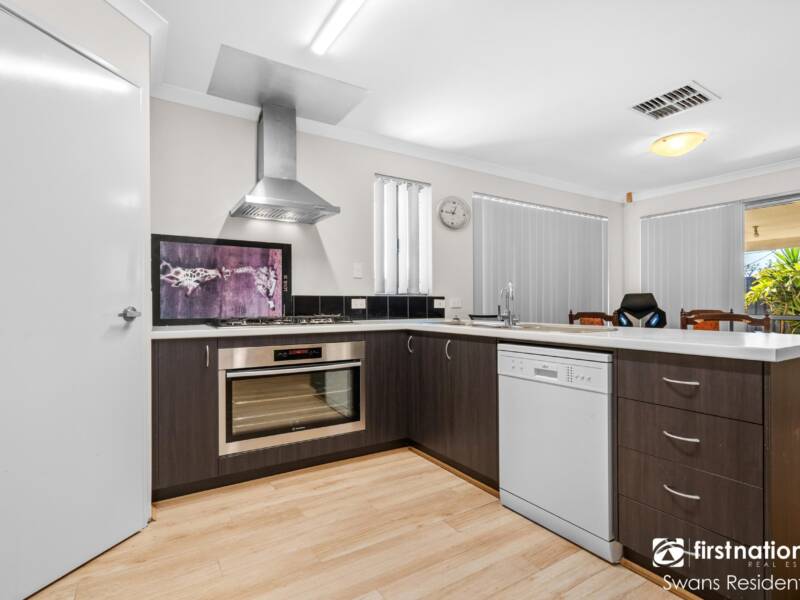 8 Integra Street, AVELEY, WA 6069 AUS