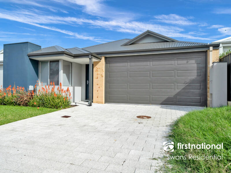18 Hayeswater Street, AVELEY, WA 6069 AUS