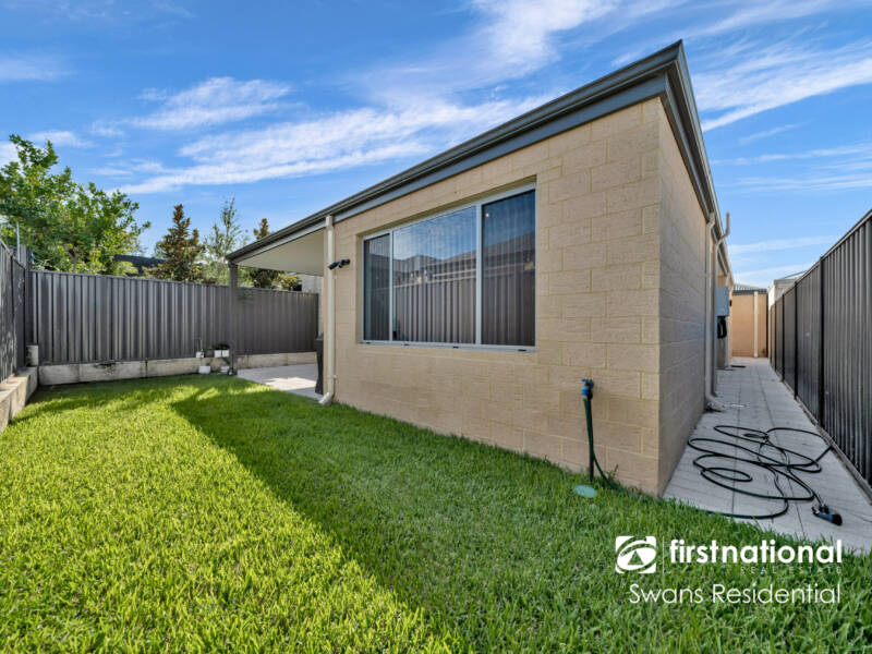 18 Hayeswater Street, AVELEY, WA 6069 AUS