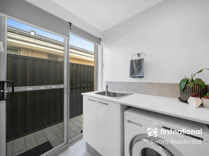 18 Hayeswater Street, AVELEY, WA 6069 AUS