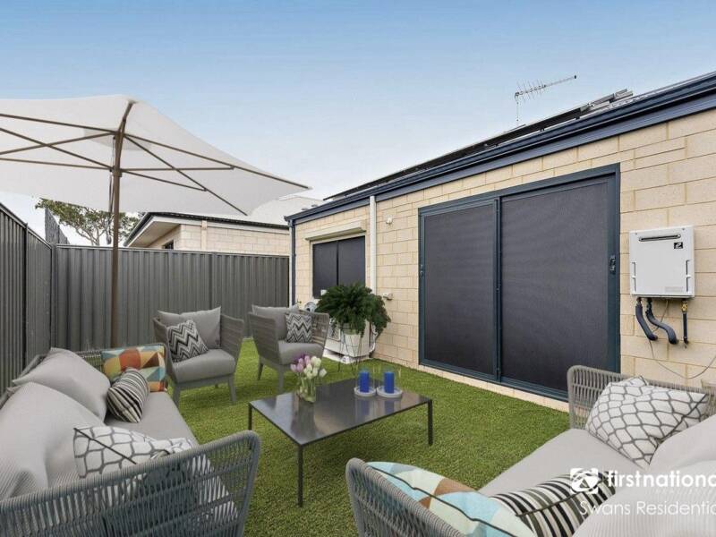 12 Lockwood Way, AVELEY, WA 6069 AUS