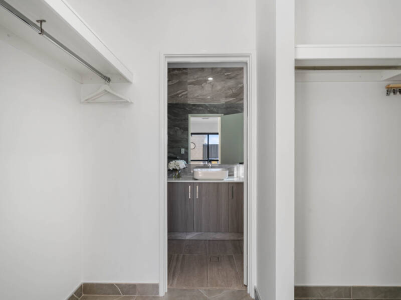 5 Wanderer Way, BRABHAM, WA 6055 AUS