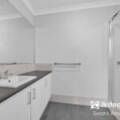 4 Sunnyside Way, AVELEY, WA 6069 AUS