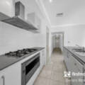 4 Sunnyside Way, AVELEY, WA 6069 AUS
