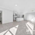 4 Sunnyside Way, AVELEY, WA 6069 AUS