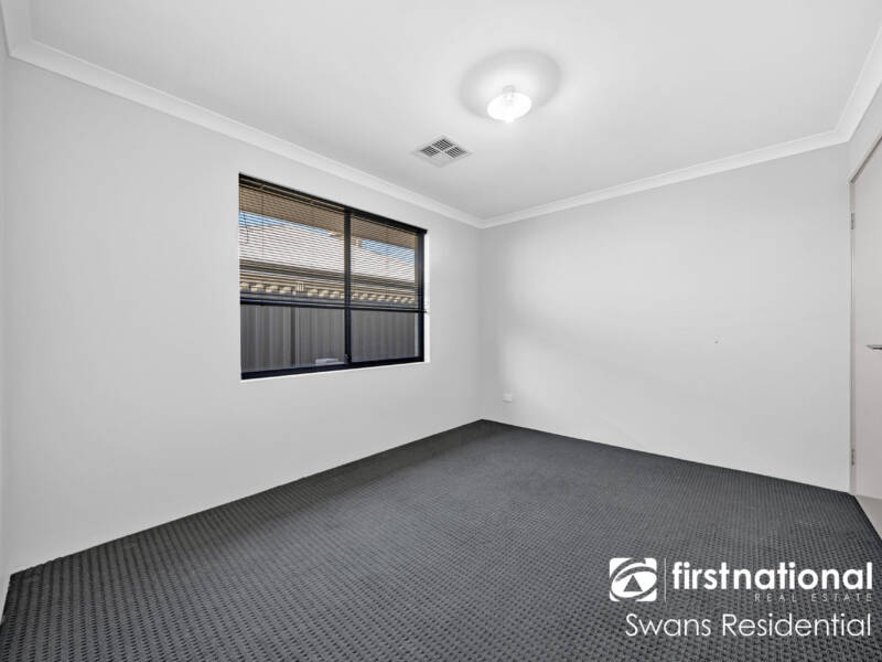 4 Sunnyside Way, AVELEY, WA 6069 AUS