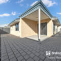 4 Sunnyside Way, AVELEY, WA 6069 AUS