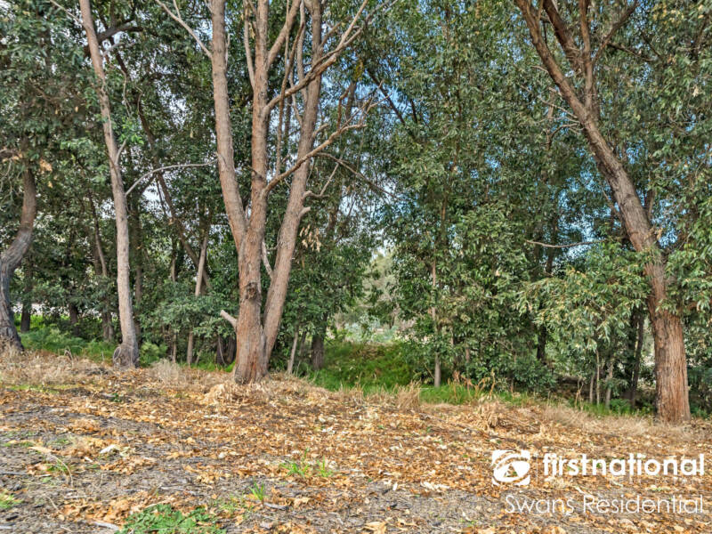 4 Kindred Avenue, HENLEY BROOK, WA 6055 AUS