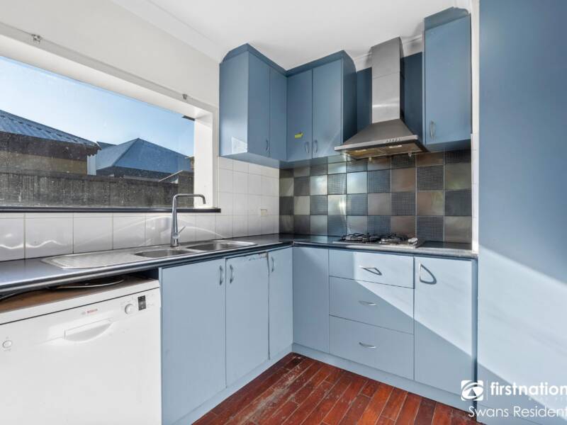 93 Keane Street, CLOVERDALE, WA 6105 AUS
