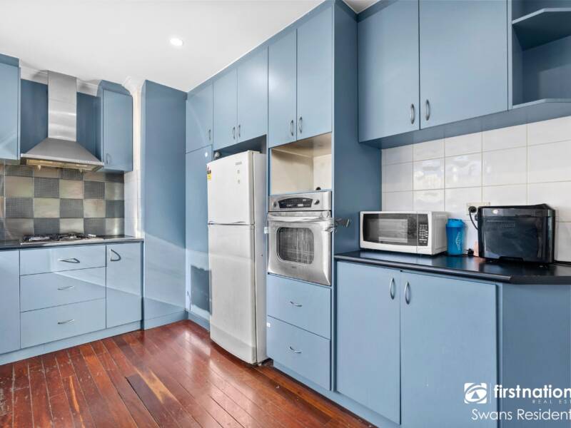 93 Keane Street, CLOVERDALE, WA 6105 AUS