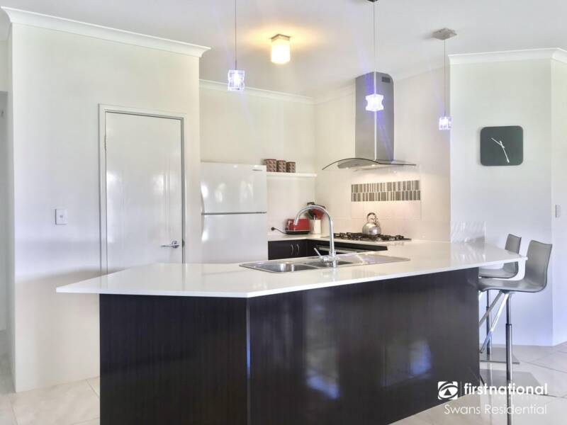 3 GIPPSLAND WAY, ELLENBROOK, WA 6069 AUS