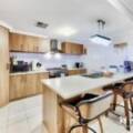 AVELEY, WA 6069 AUS