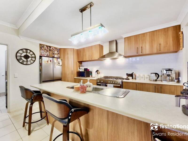 AVELEY, WA 6069 AUS