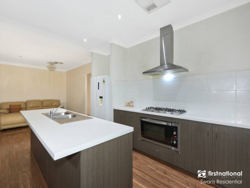 7 Battams Way, BYFORD, WA 6122 AUS