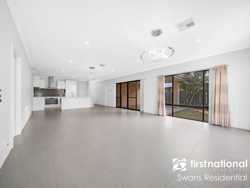 5 Malmaison Way, LANDSDALE, WA 6065 AUS