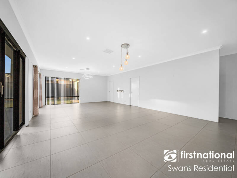 5 Malmaison Way, LANDSDALE, WA 6065 AUS
