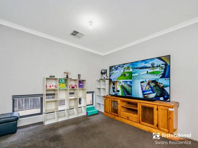 64 Burrows Loop, MIDVALE, WA 6056 AUS