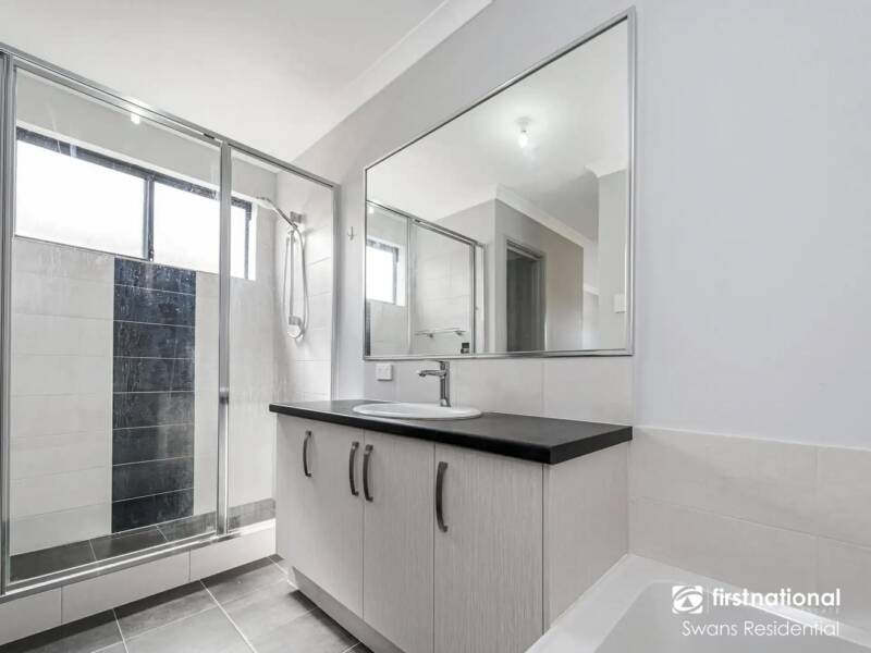 64 Burrows Loop, MIDVALE, WA 6056 AUS