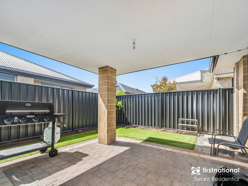 64 Burrows Loop, MIDVALE, WA 6056 AUS