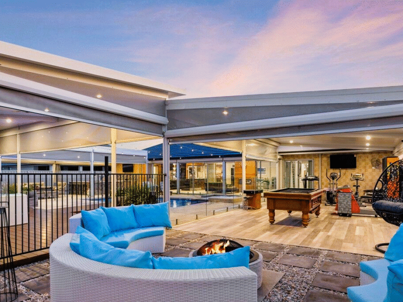 40 Avana Loop, CAVERSHAM, WA 6055 AUS